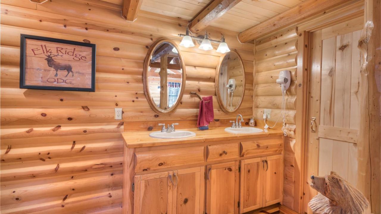 Upper Canyon Inn & Cabins Рюидозо Екстериор снимка